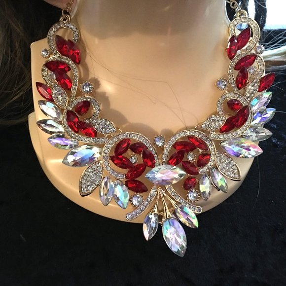 Exquisite Shimmer Red & Iridescent Royalty Statement Necklace   Dr1 - Picture 1 of 4